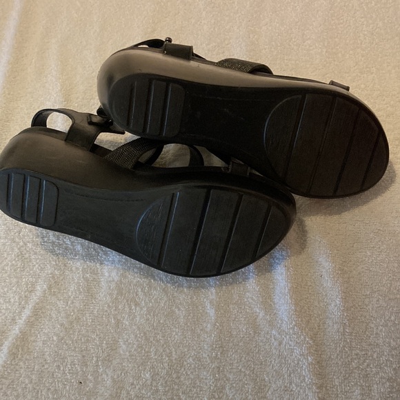 Vaneli black sandals, size 8 1/2 - Picture 3 of 5